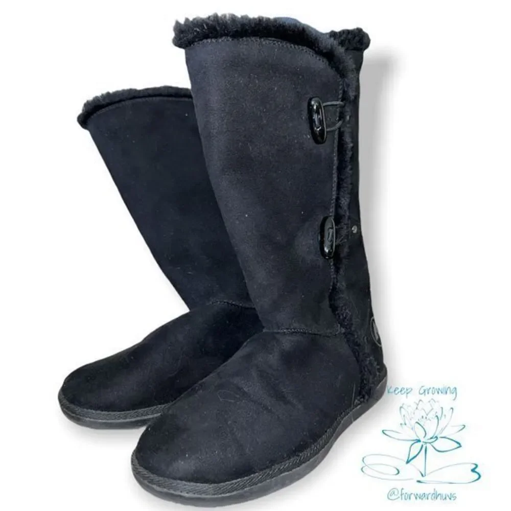 Black Airwalk Boots Size 5.5